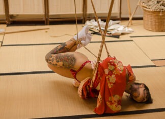 Shibari et Cours de Shibari à l'Ecole Des Cordes